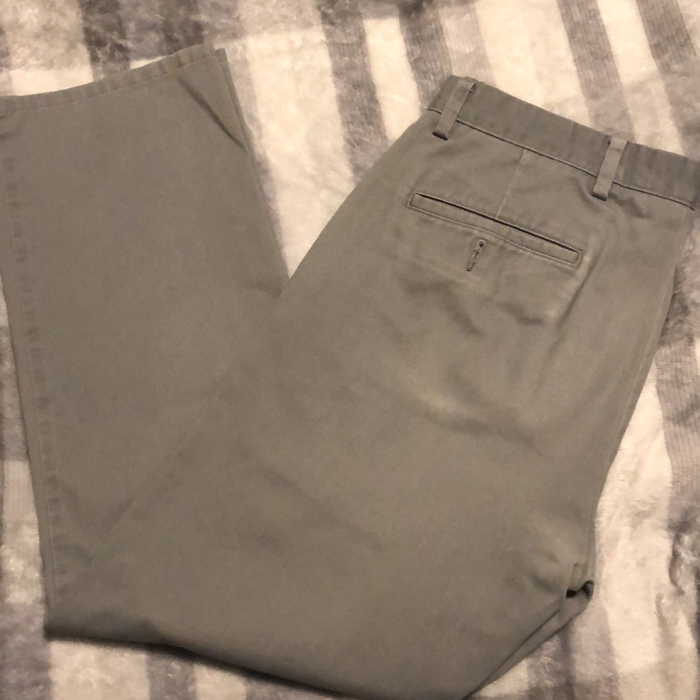 Men’s Dockers Pants - Picture 2 of 4